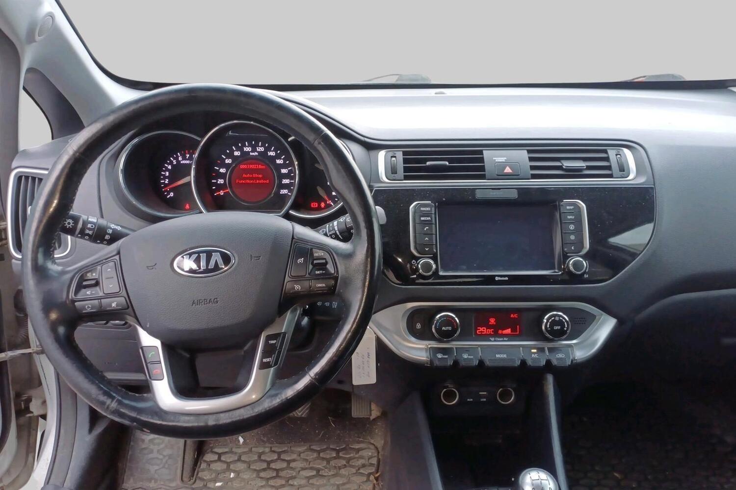 Kia Rio vaihtoauto