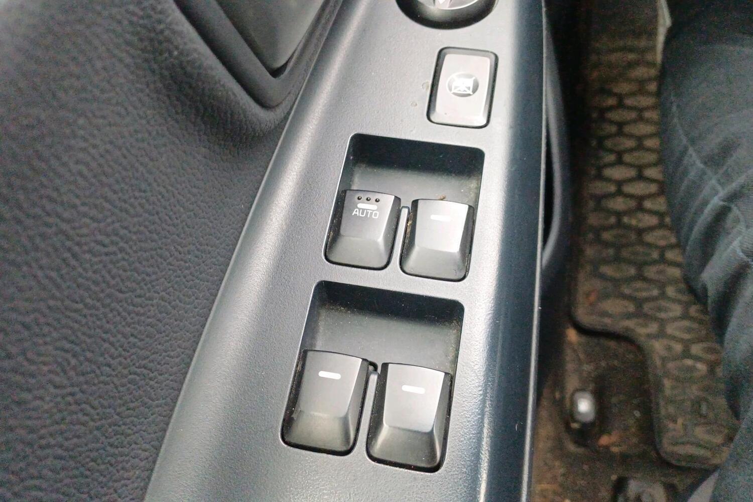 Kia Rio vaihtoauto