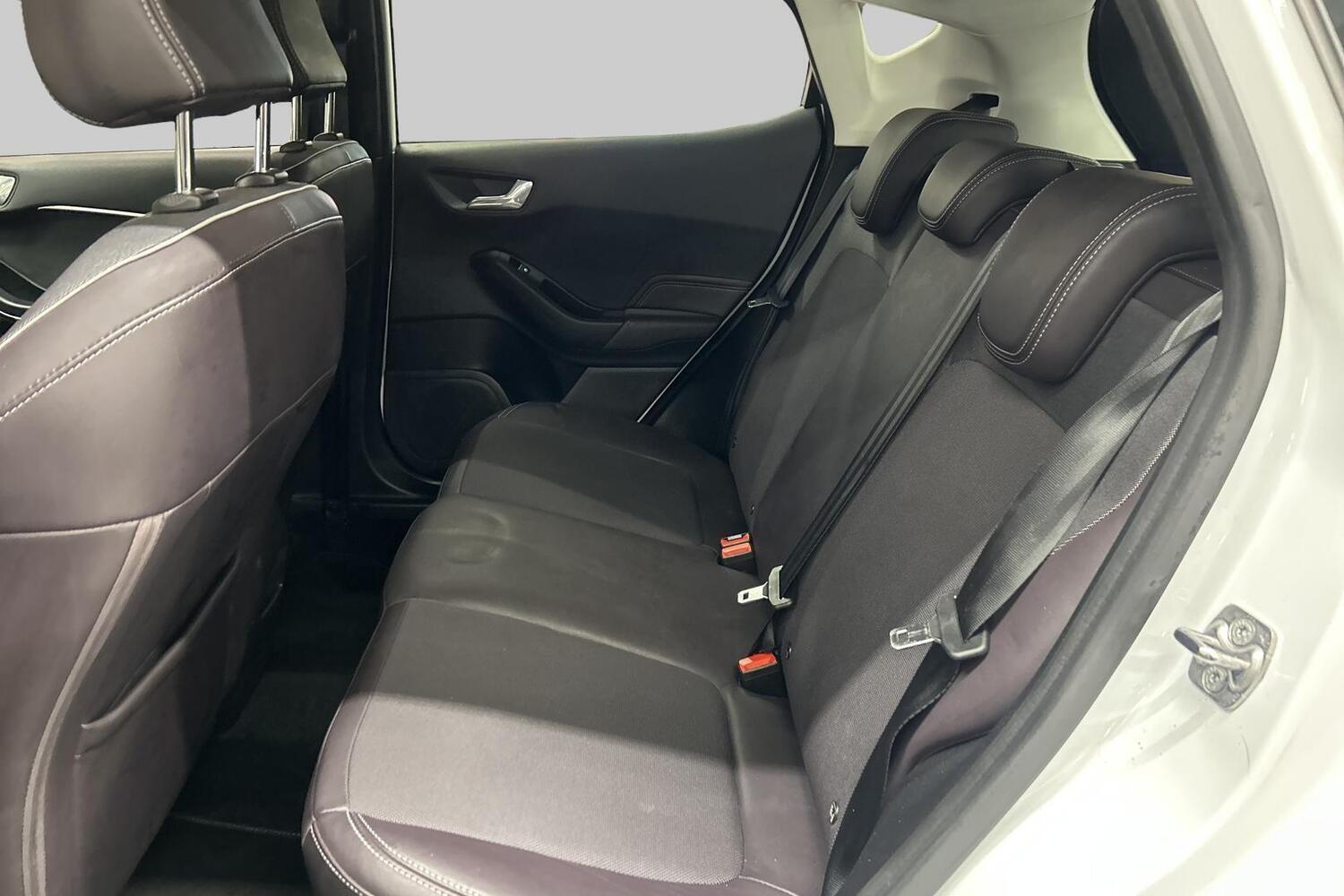 Ford Fiesta vaihtoauto