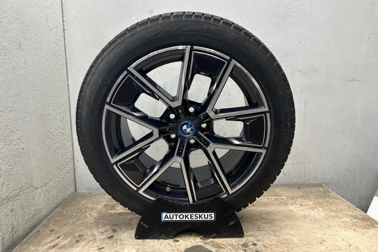 BMW i4 M50 vaihtoauto