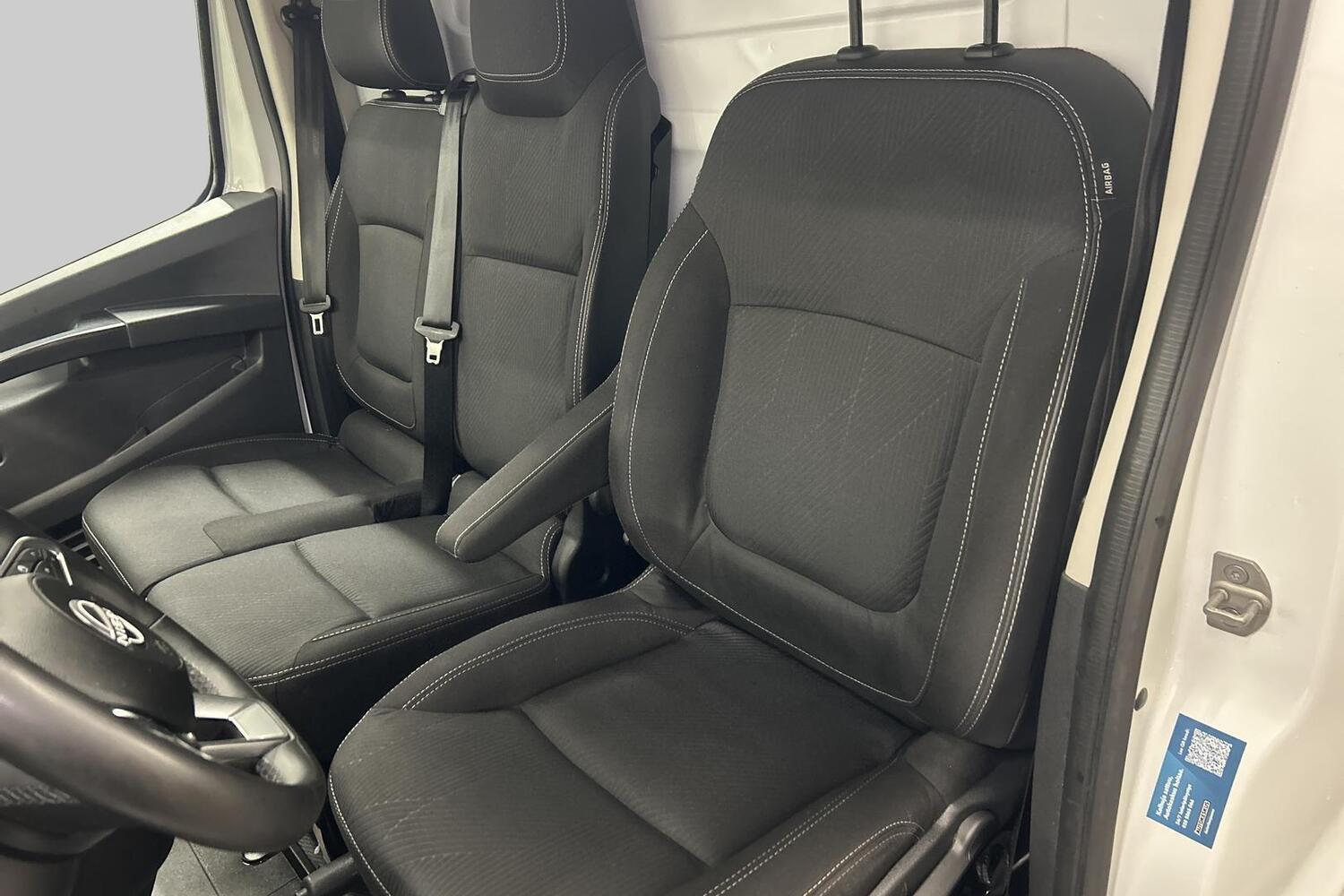 Nissan Primastar vaihtoauto