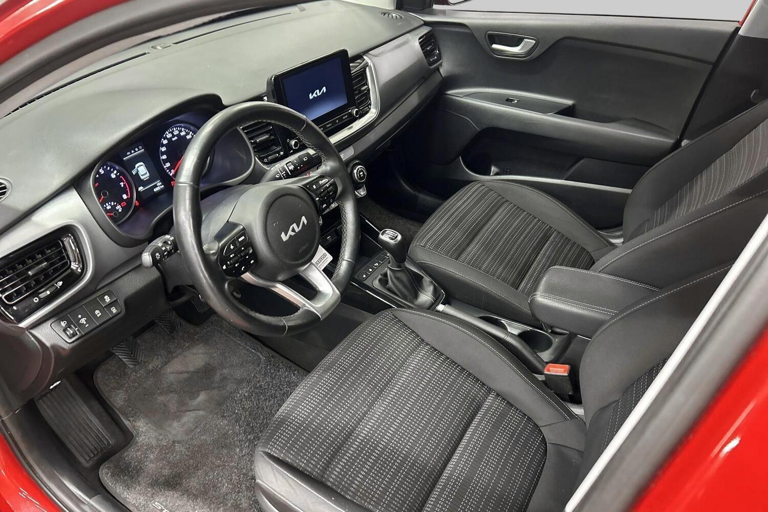 Kia Stonic vaihtoauto