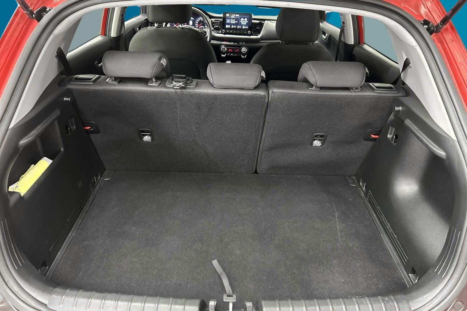 Kia Stonic vaihtoauto