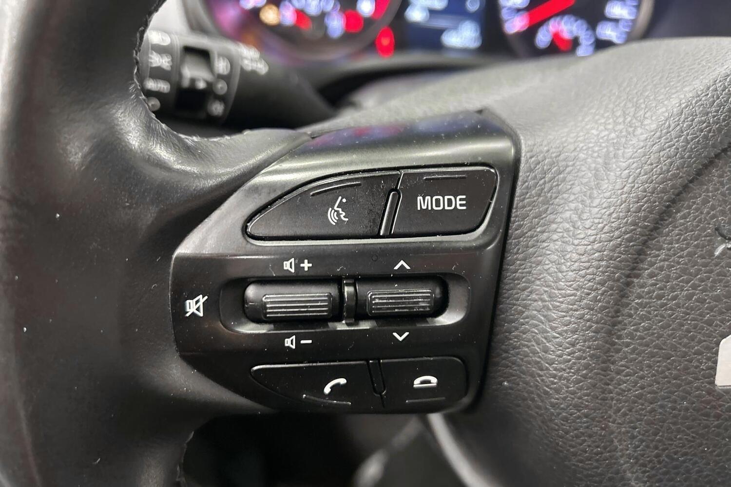Kia Stonic vaihtoauto