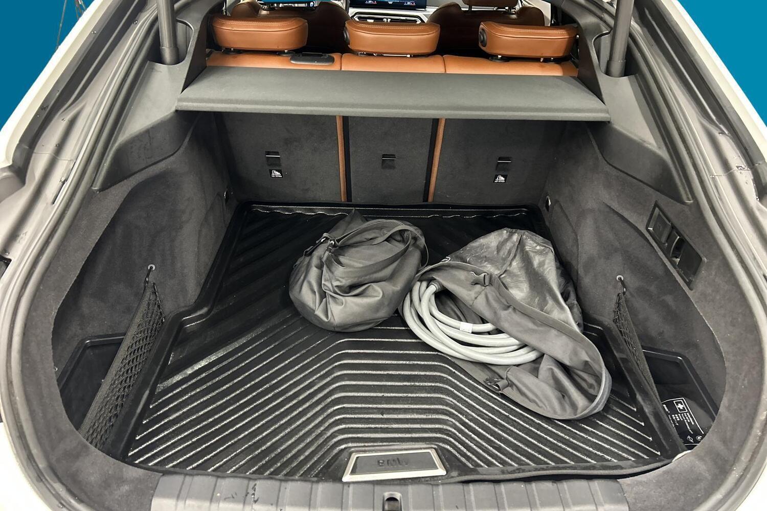 BMW i4 M50 vaihtoauto