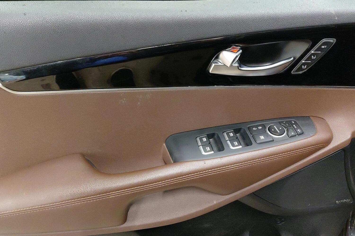 Kia Sorento vaihtoauto