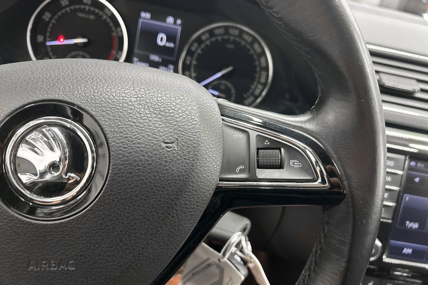Skoda Superb vaihtoauto