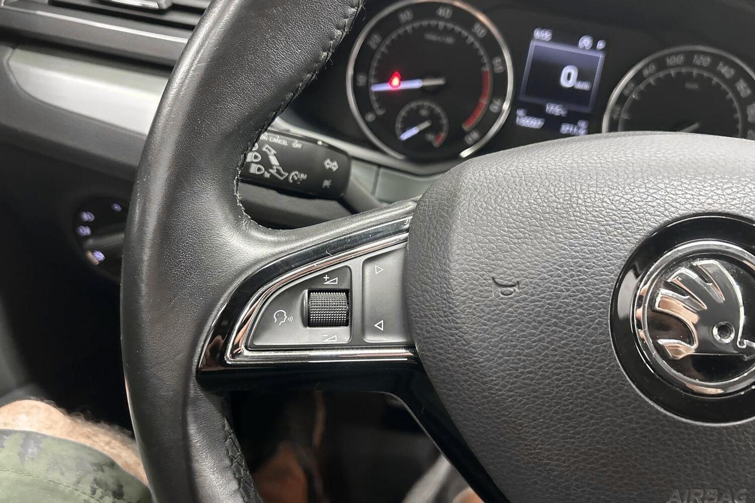 Skoda Superb vaihtoauto