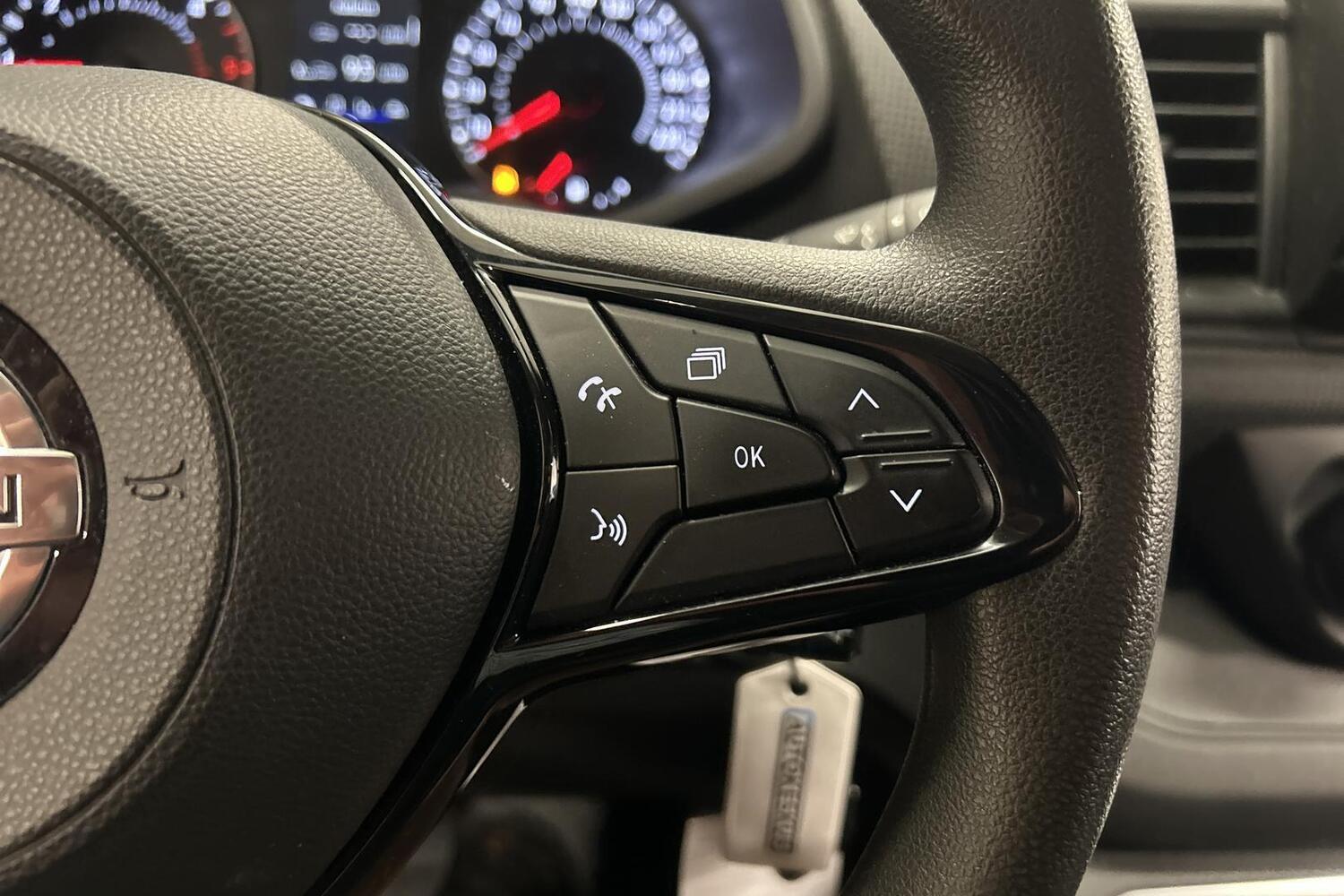 Nissan Primastar vaihtoauto