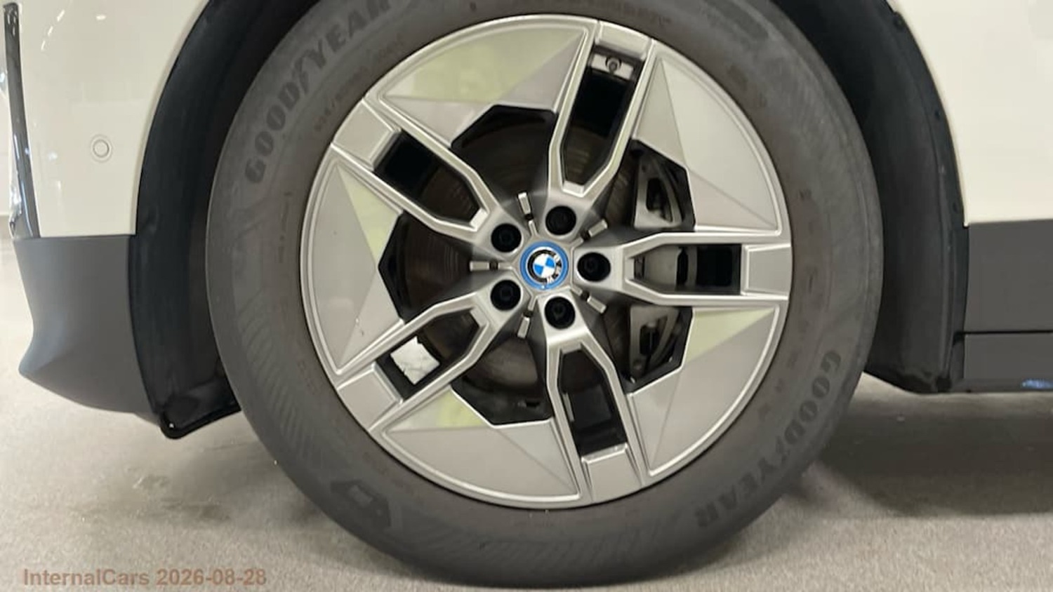 BMW iX vaihtoauto