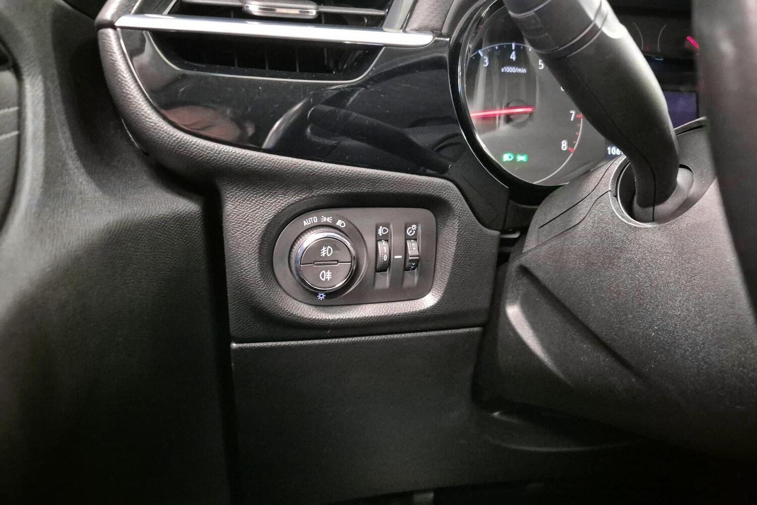 Opel Corsa vaihtoauto