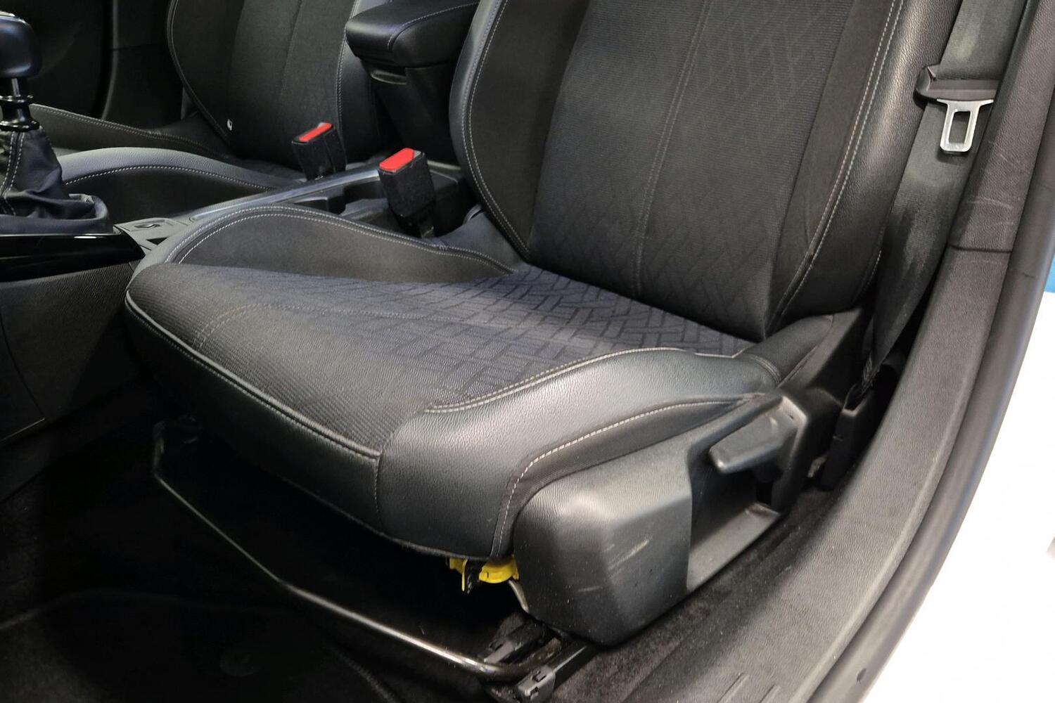 Opel Corsa vaihtoauto