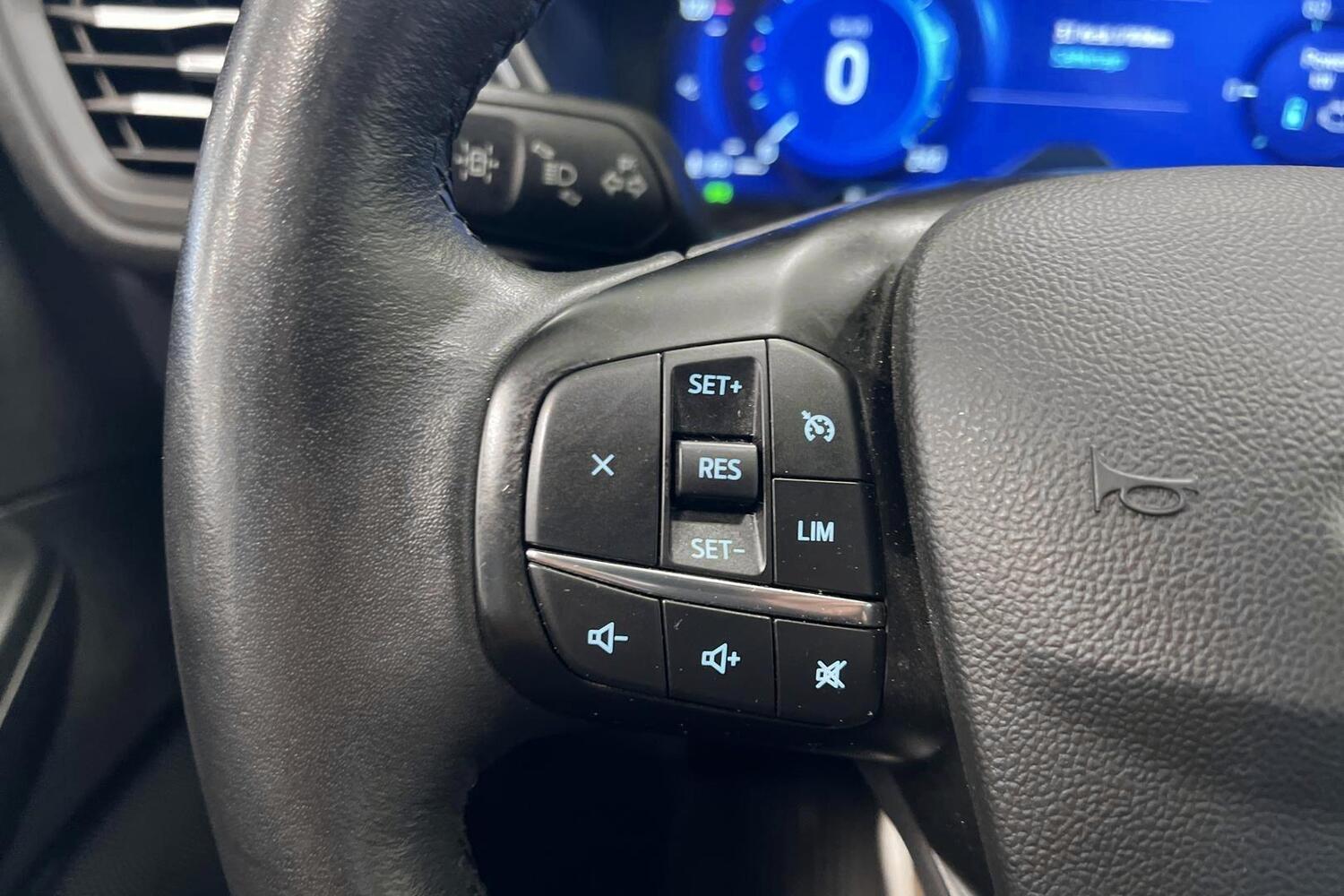 Ford Kuga vaihtoauto