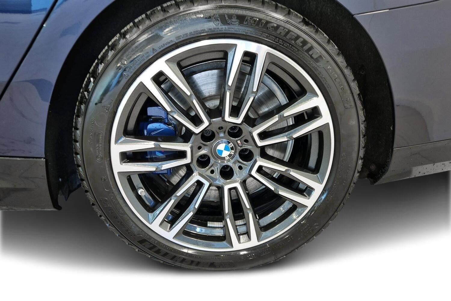 BMW i5 vaihtoauto
