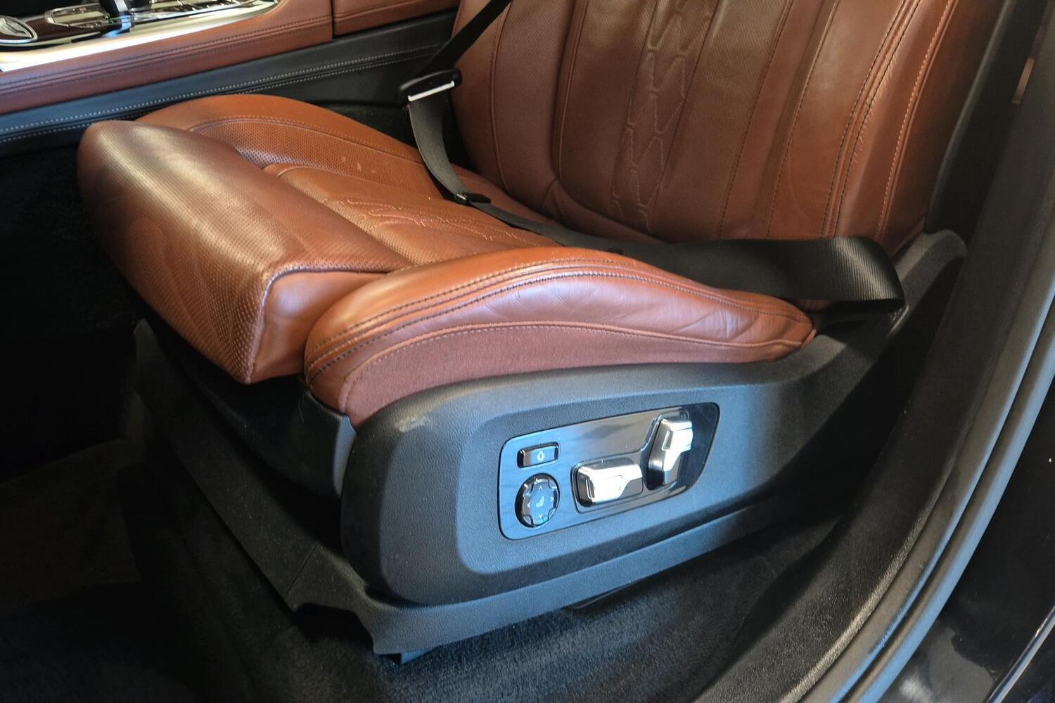 BMW X7 vaihtoauto