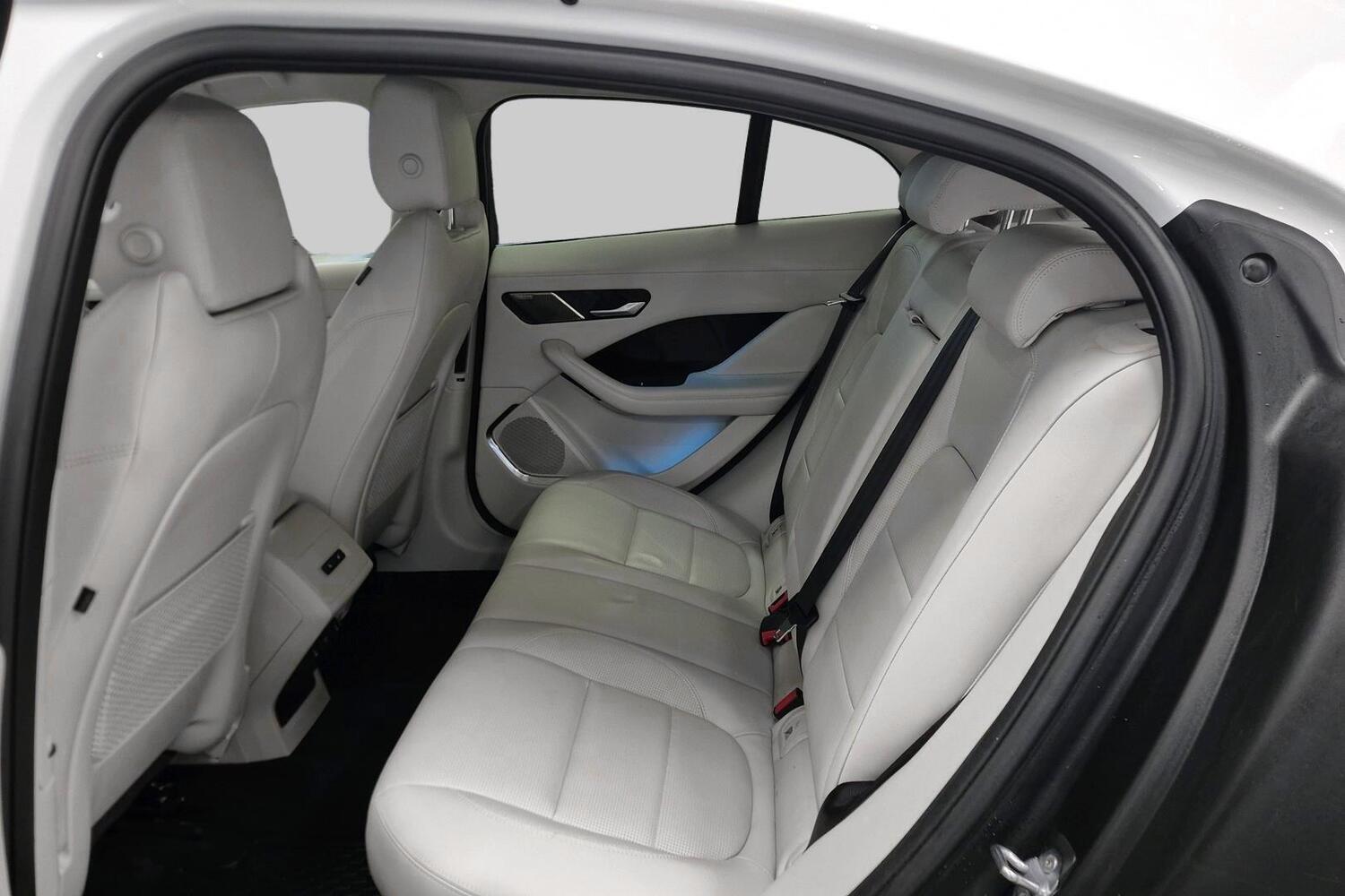 Jaguar I-PACE vaihtoauto