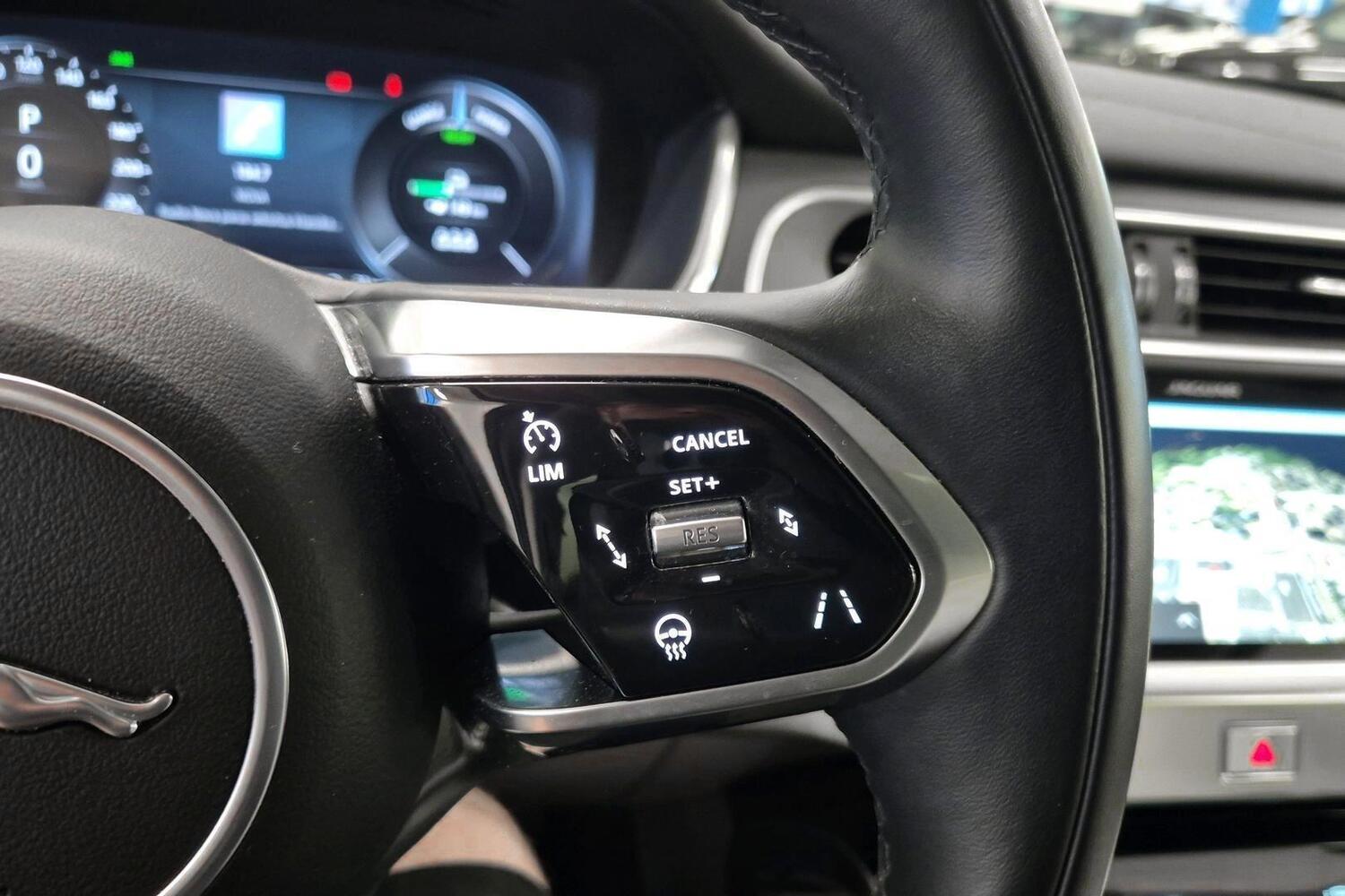Jaguar I-PACE vaihtoauto