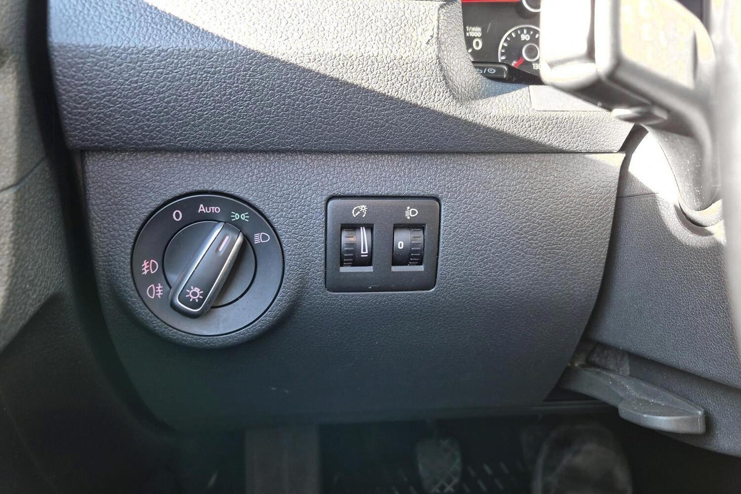 Volkswagen Caddy Maxi vaihtoauto
