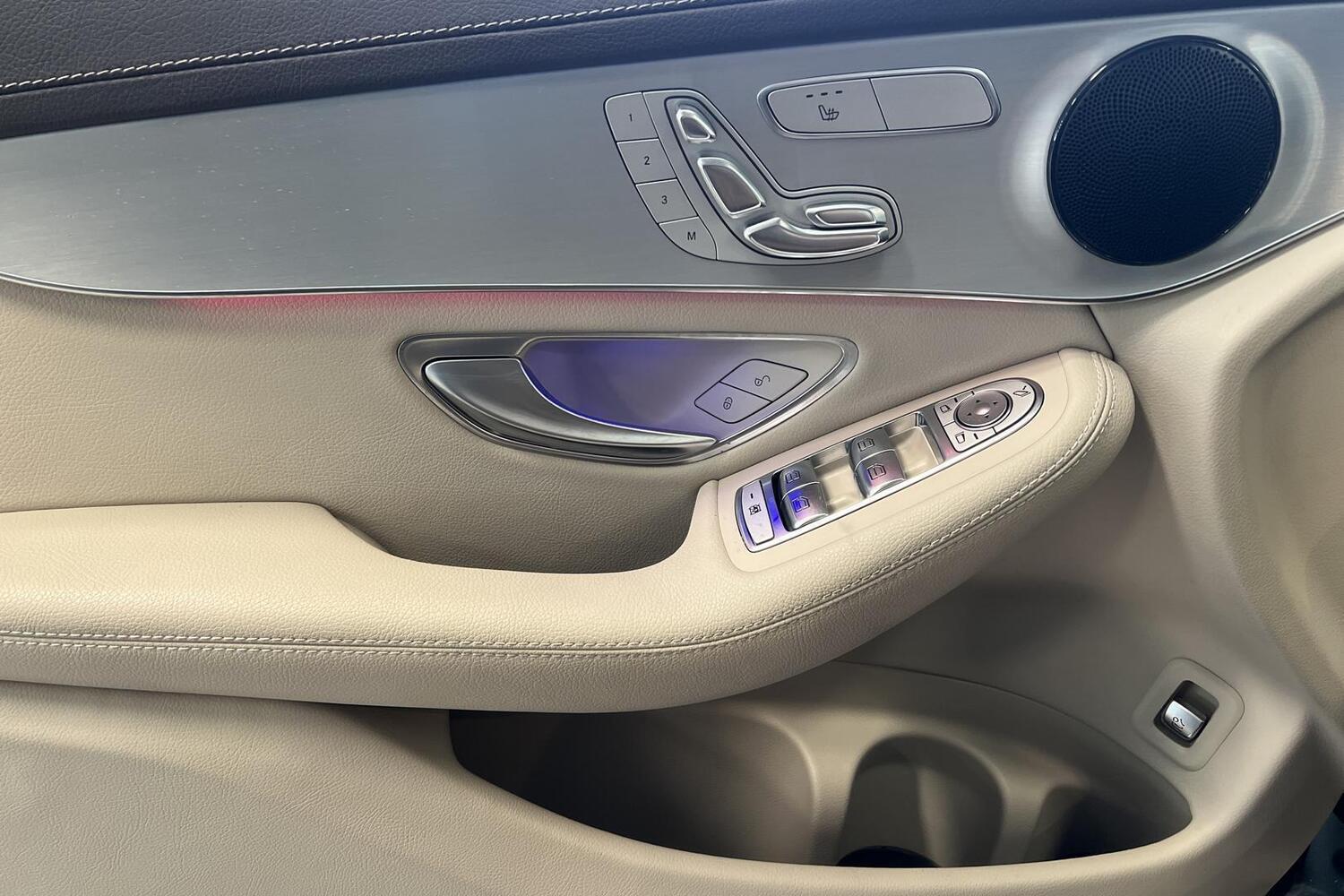 Mercedes-Benz GLC vaihtoauto