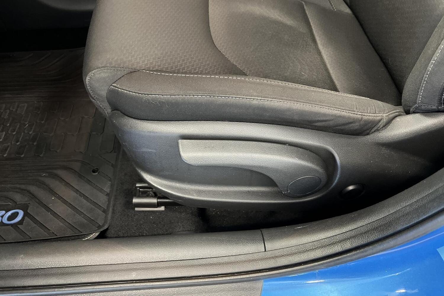 Hyundai i30 Fastback vaihtoauto