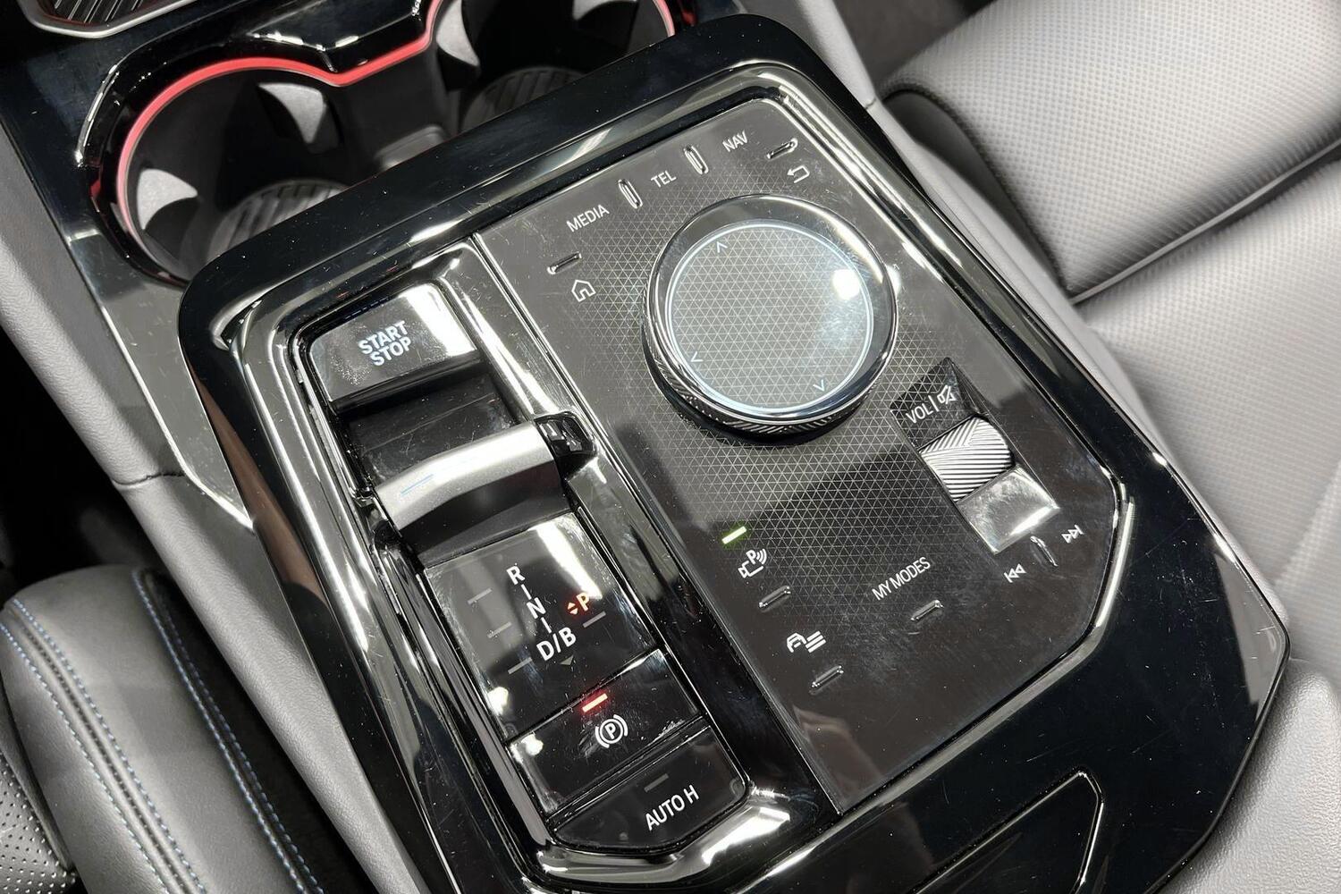 BMW i5 vaihtoauto