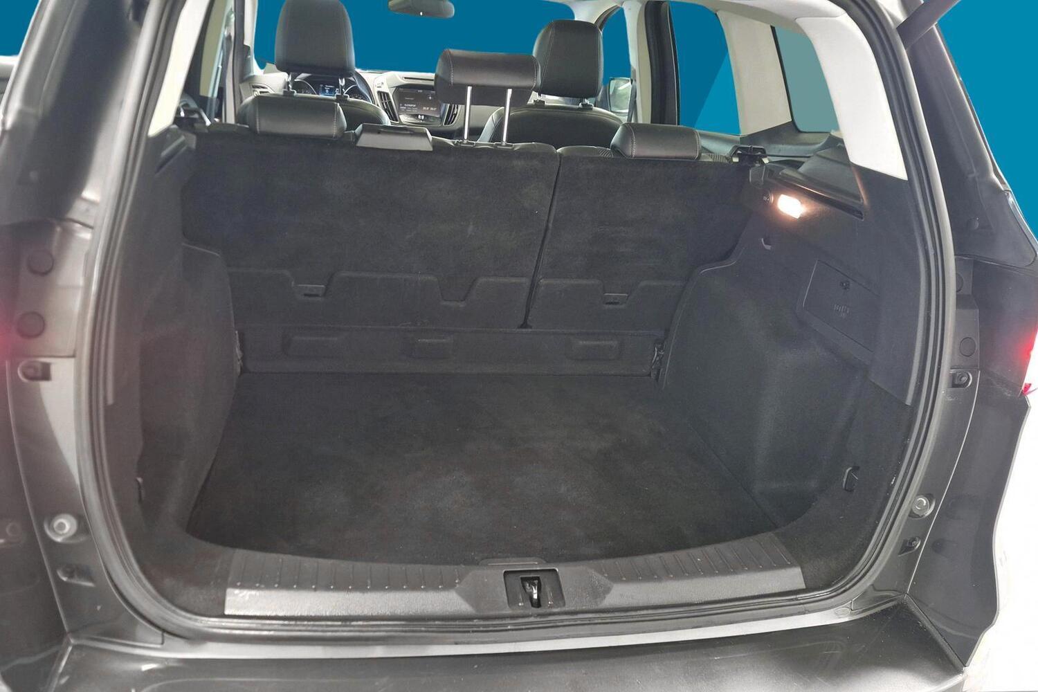 Ford Kuga vaihtoauto