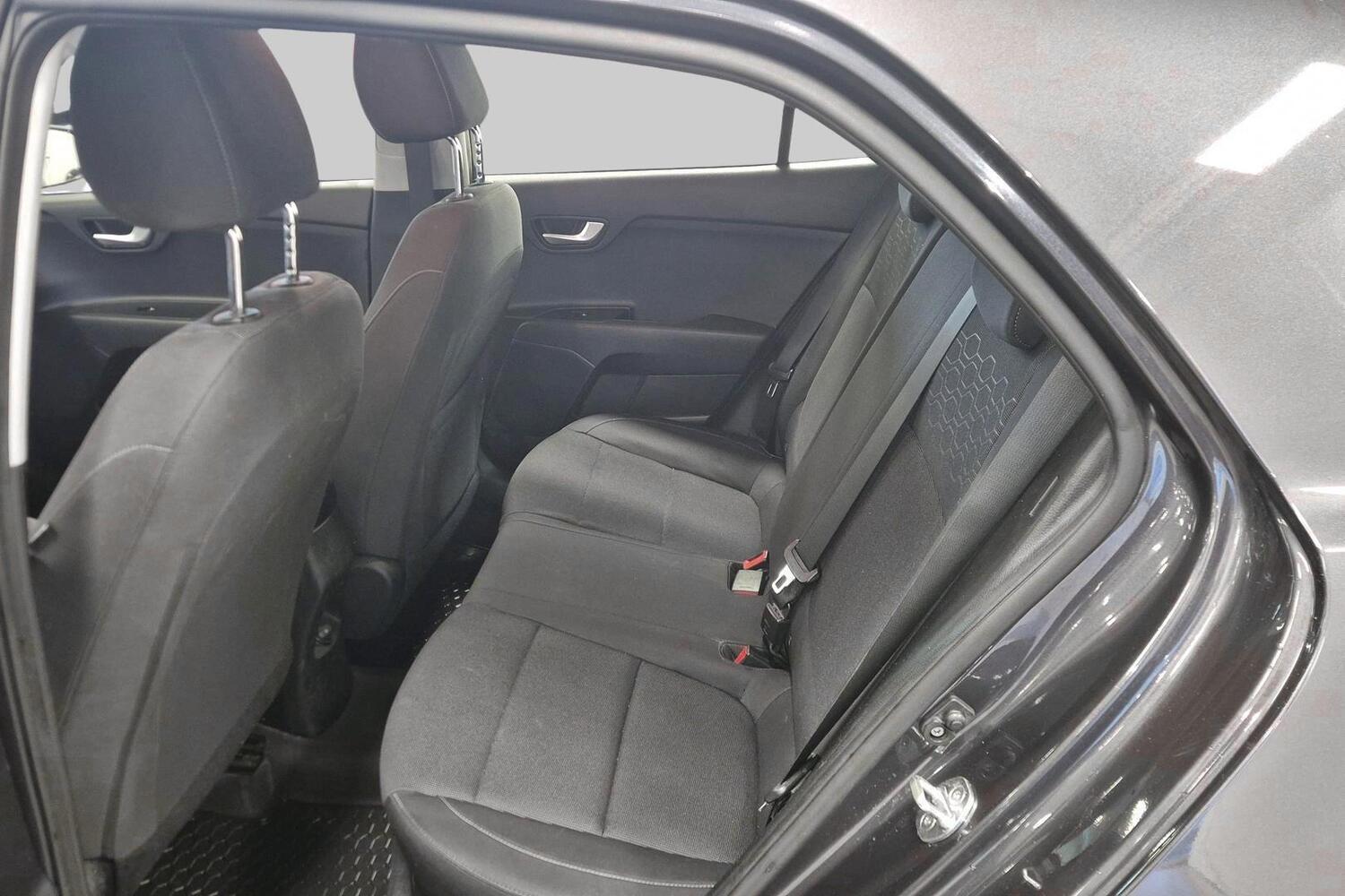 Kia Rio vaihtoauto