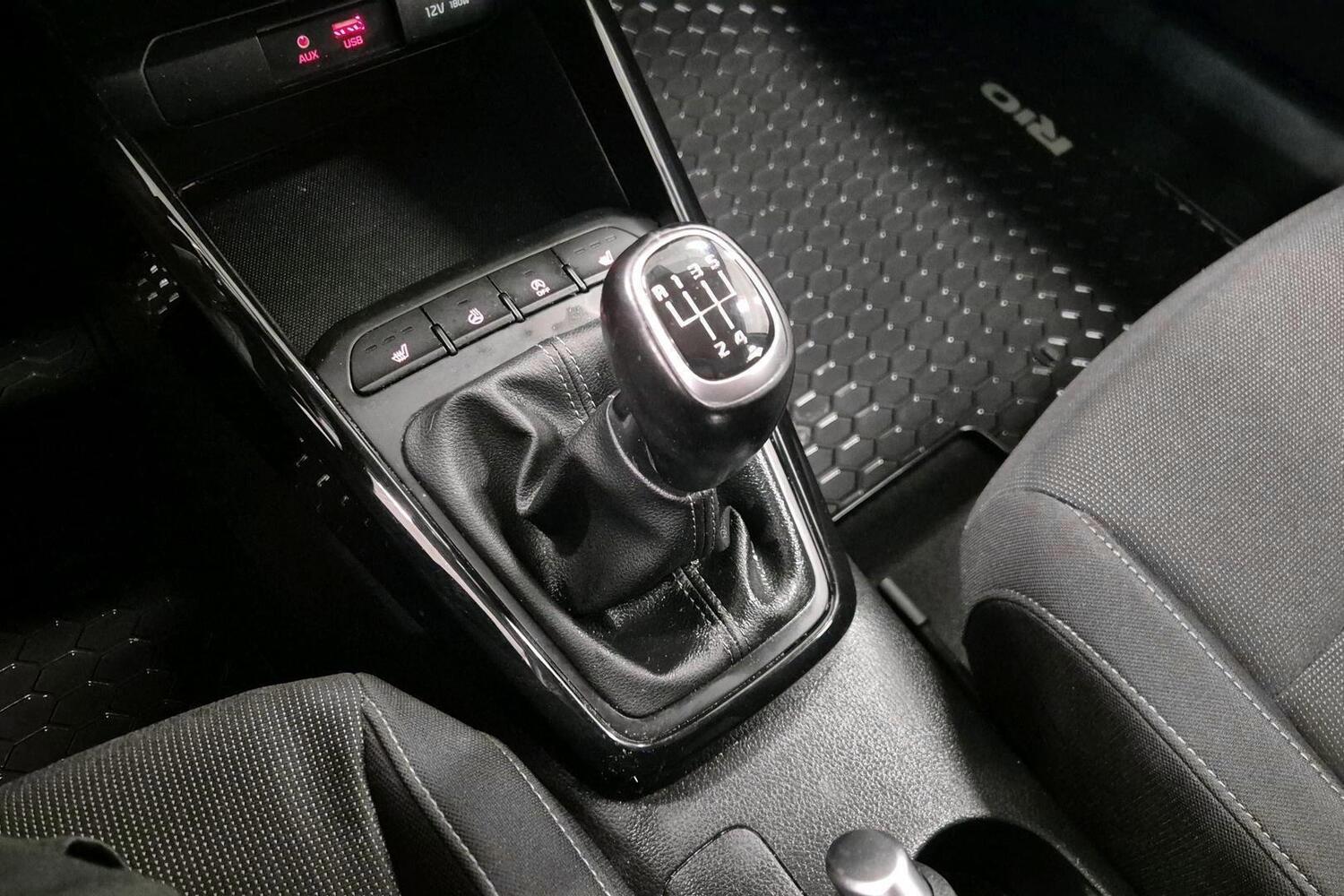 Kia Rio vaihtoauto