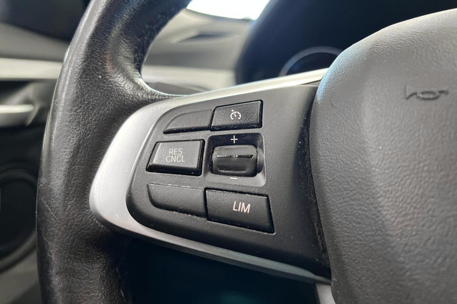 BMW X1 vaihtoauto
