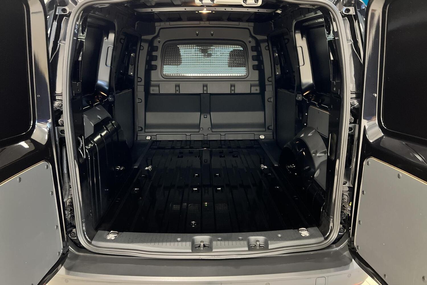 Ford Transit Connect vaihtoauto