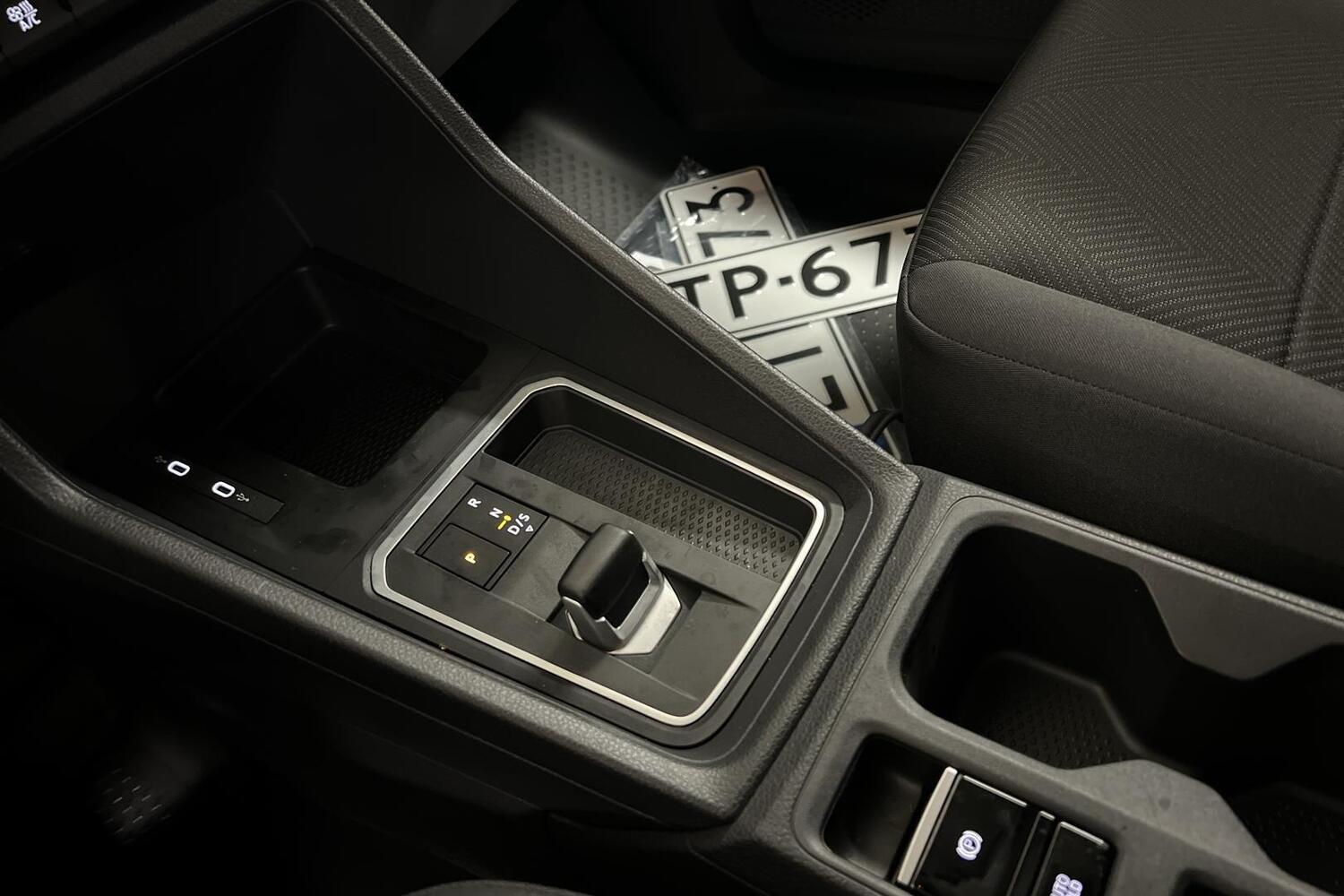 Ford Transit Connect vaihtoauto