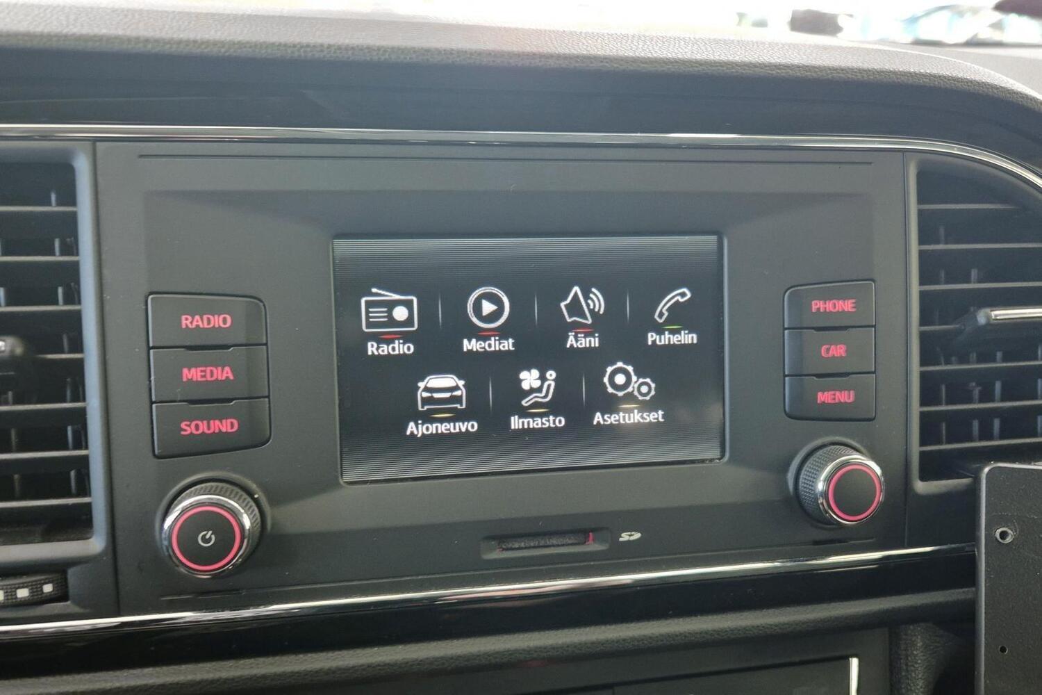 SEAT Leon ST vaihtoauto