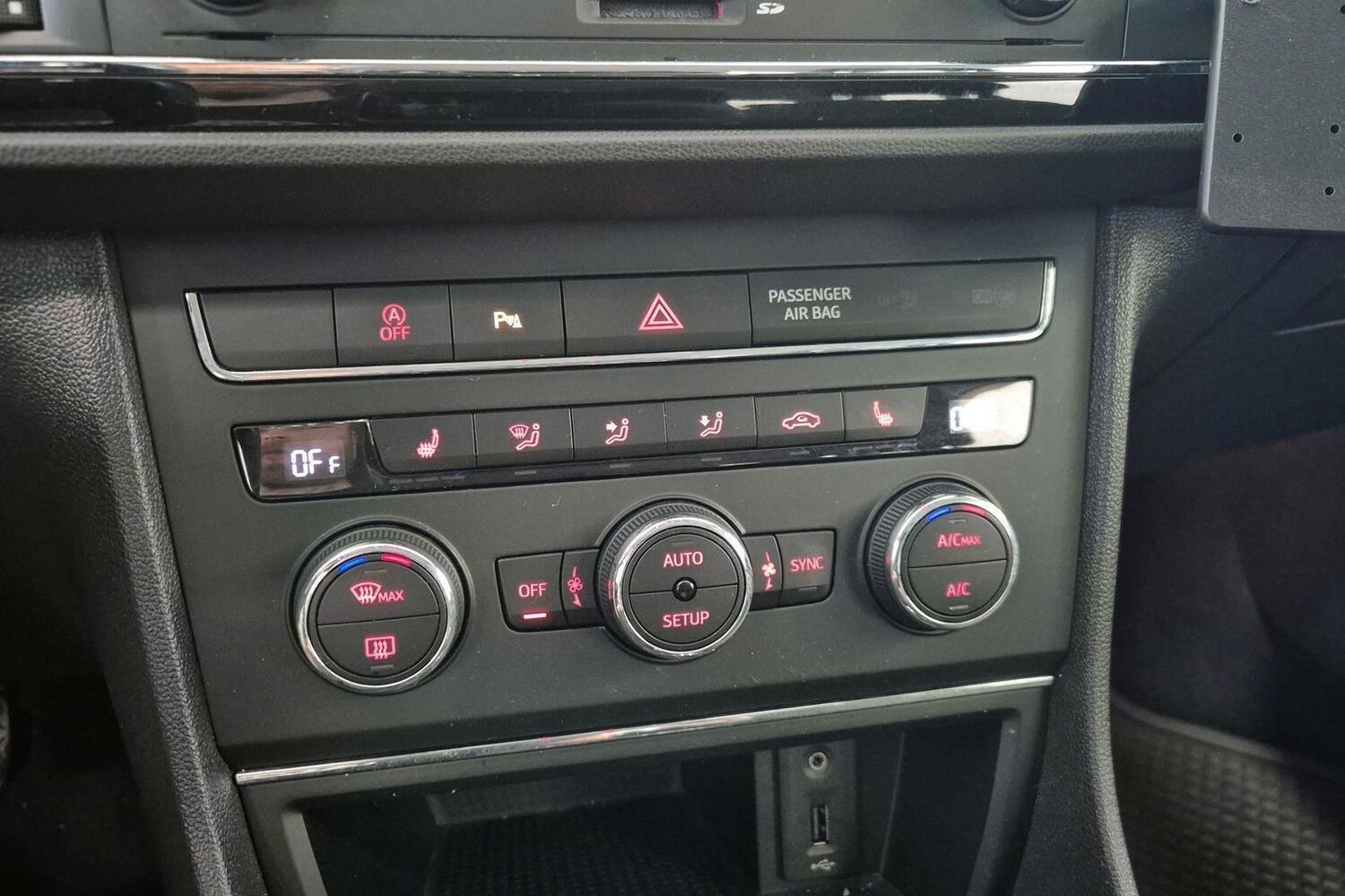 SEAT Leon ST vaihtoauto