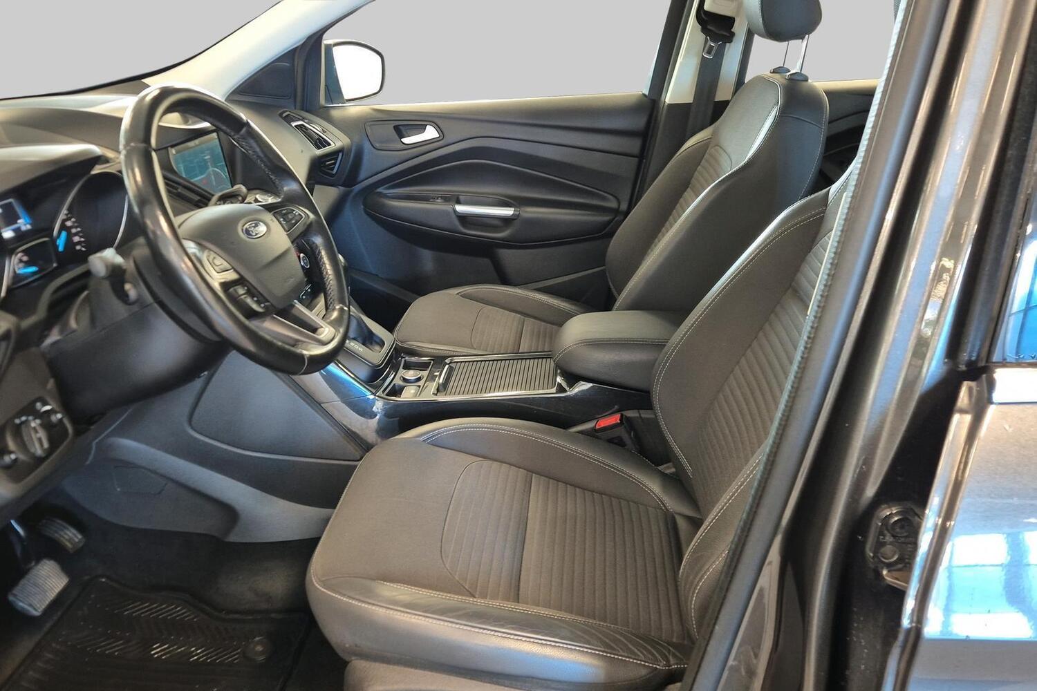 Ford Kuga vaihtoauto