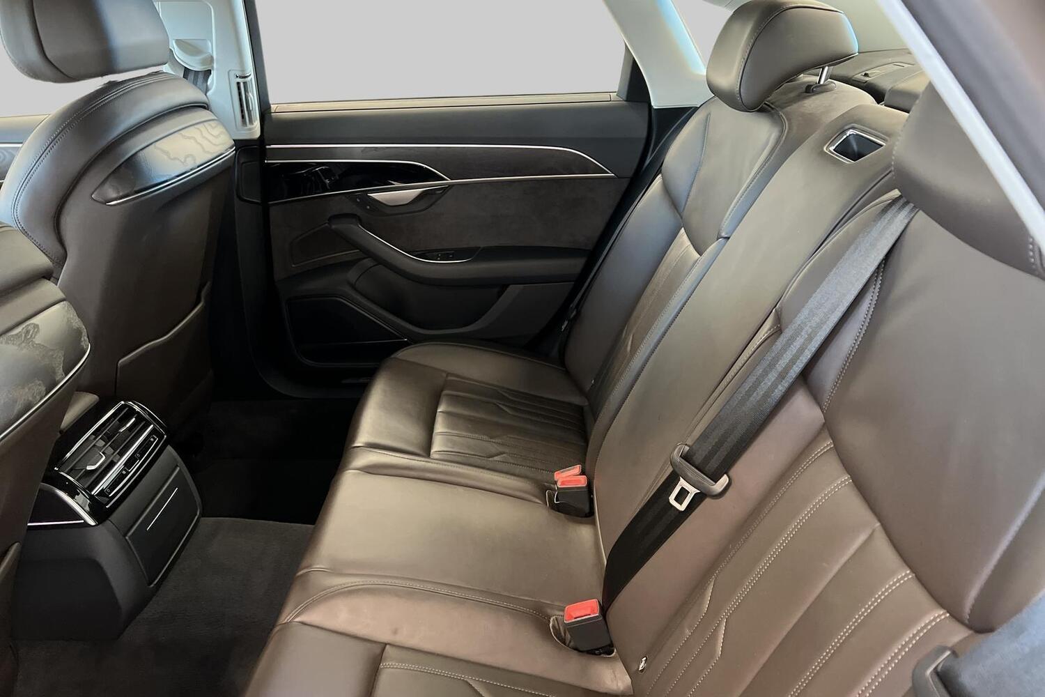 Audi A8 vaihtoauto