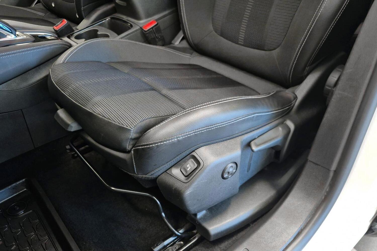 Opel Grandland vaihtoauto