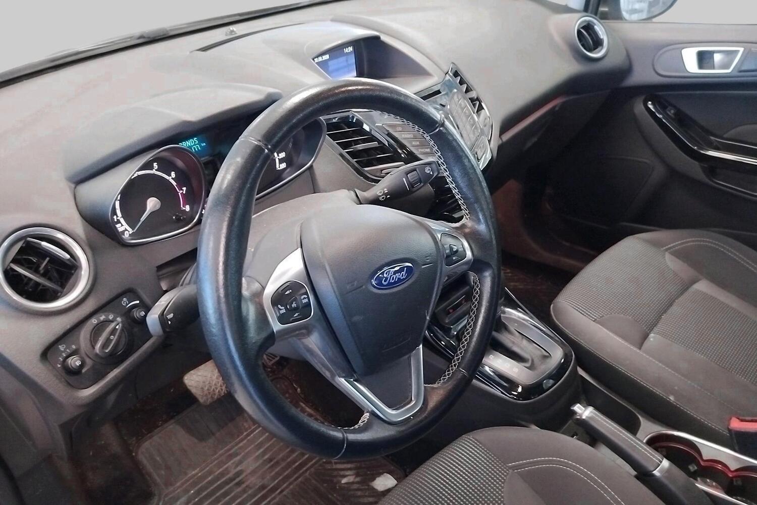 Ford Fiesta vaihtoauto