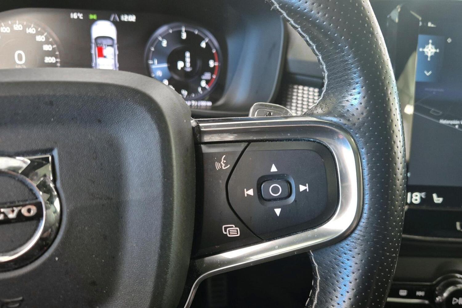 Volvo XC40 vaihtoauto