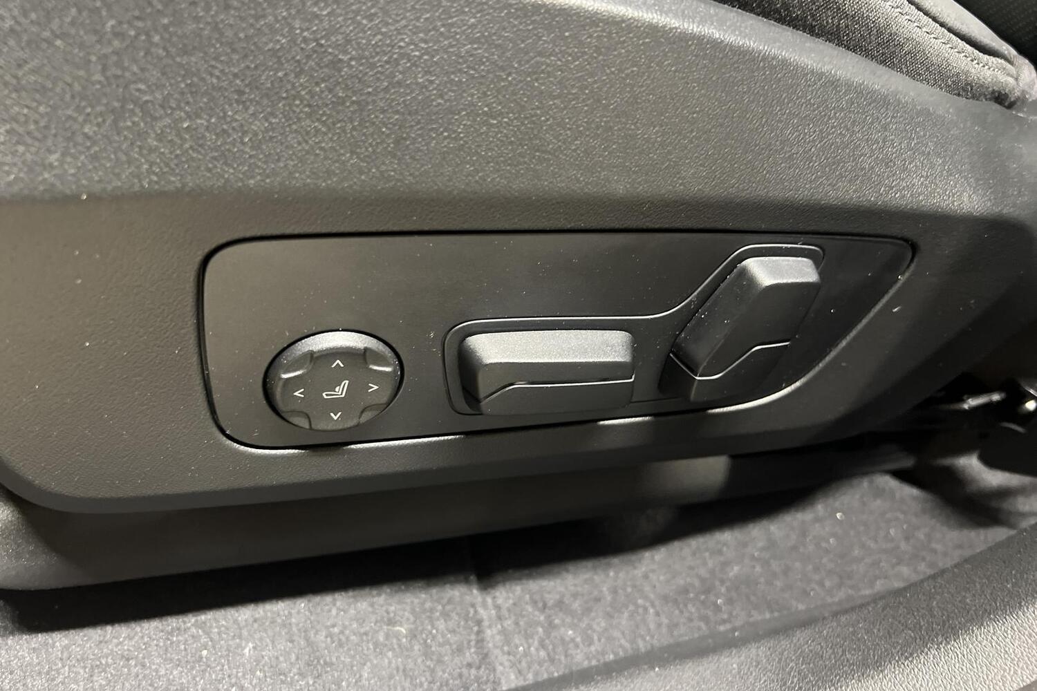 BMW iX1 vaihtoauto