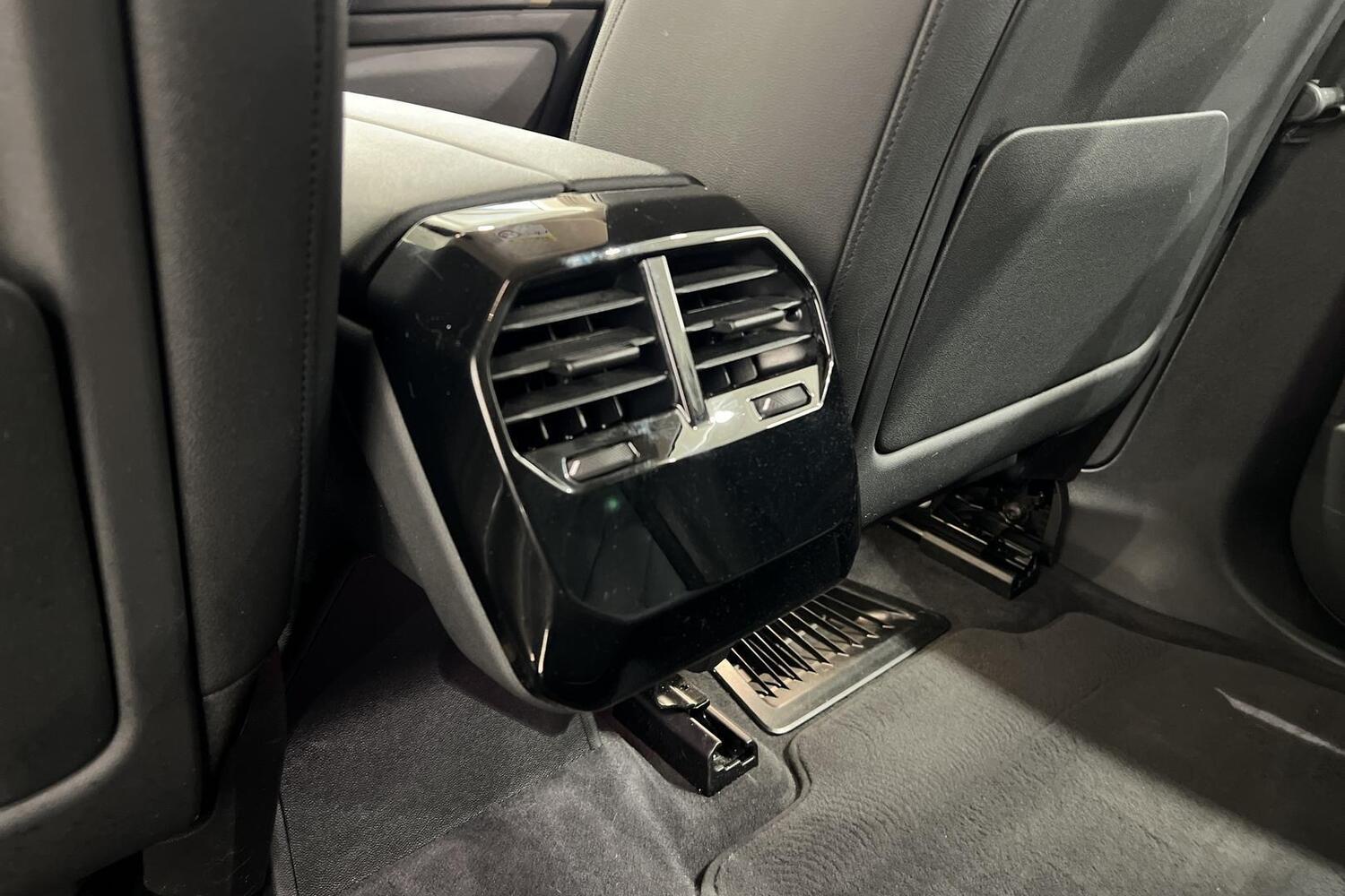 BMW iX vaihtoauto