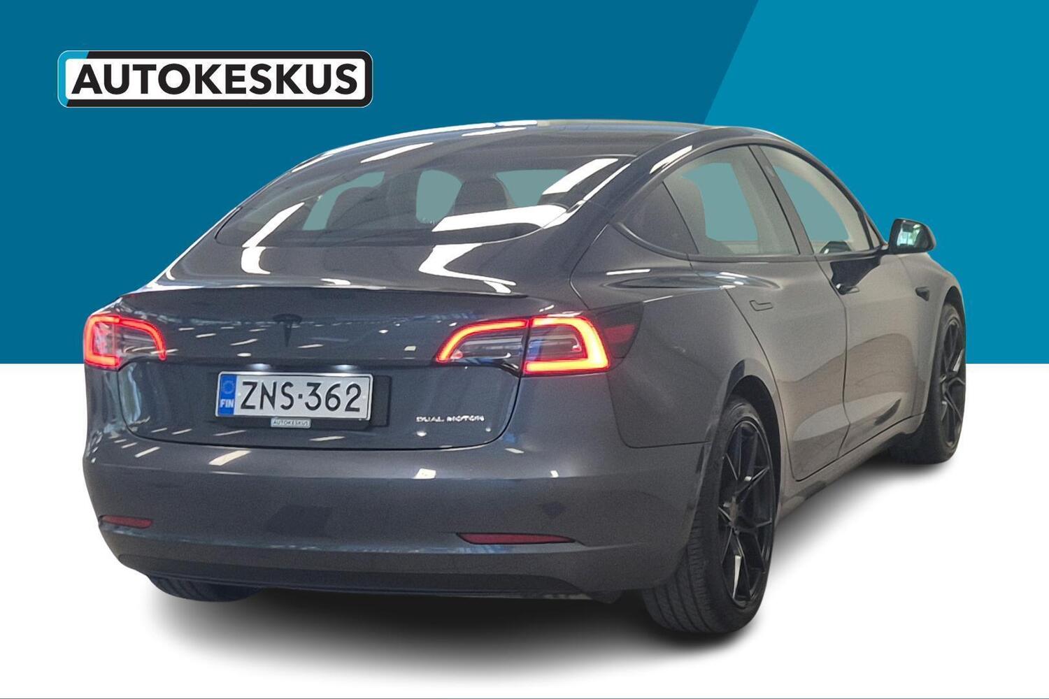 Tesla Model 3 vaihtoauto