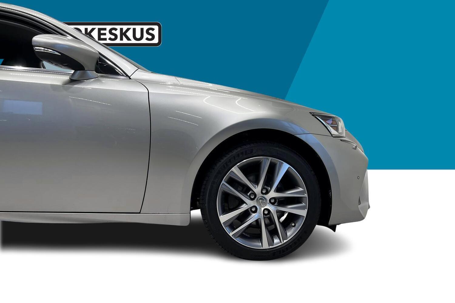 Lexus IS vaihtoauto