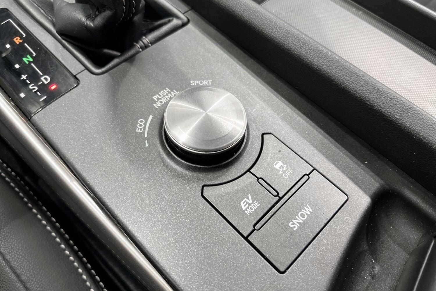 Lexus IS vaihtoauto