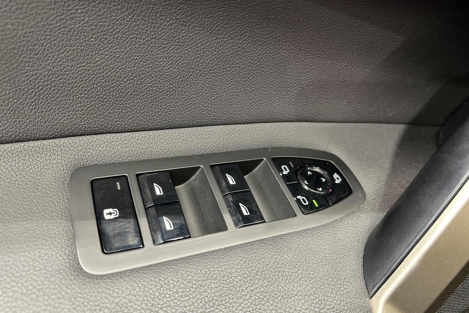 BMW iX vaihtoauto