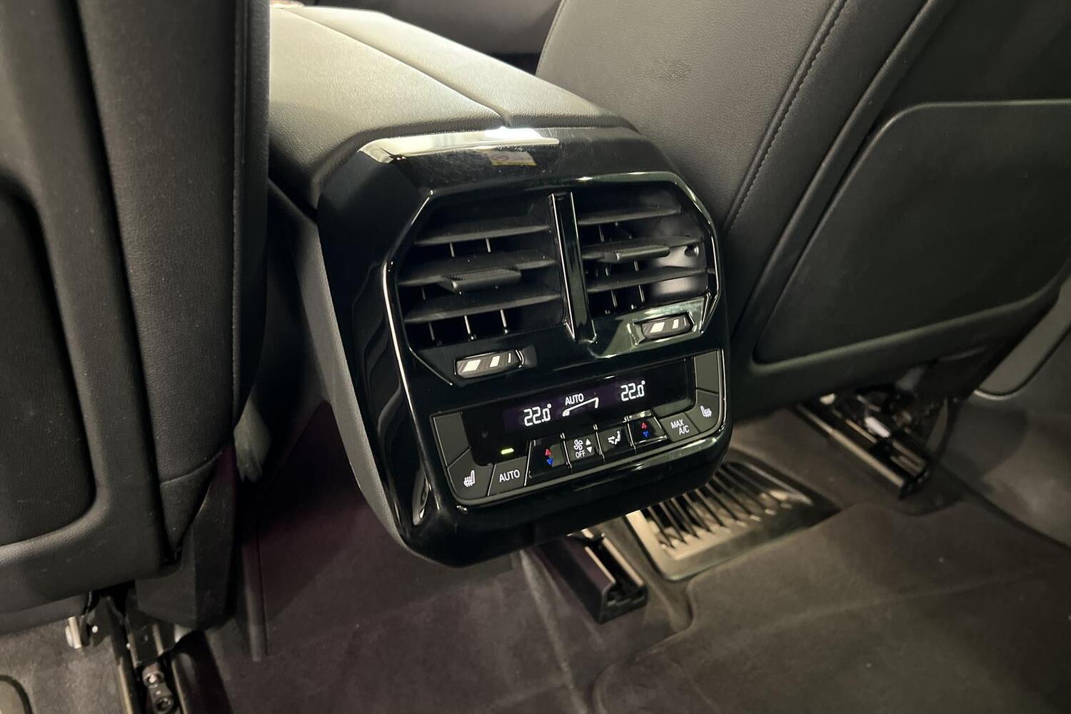 BMW iX vaihtoauto