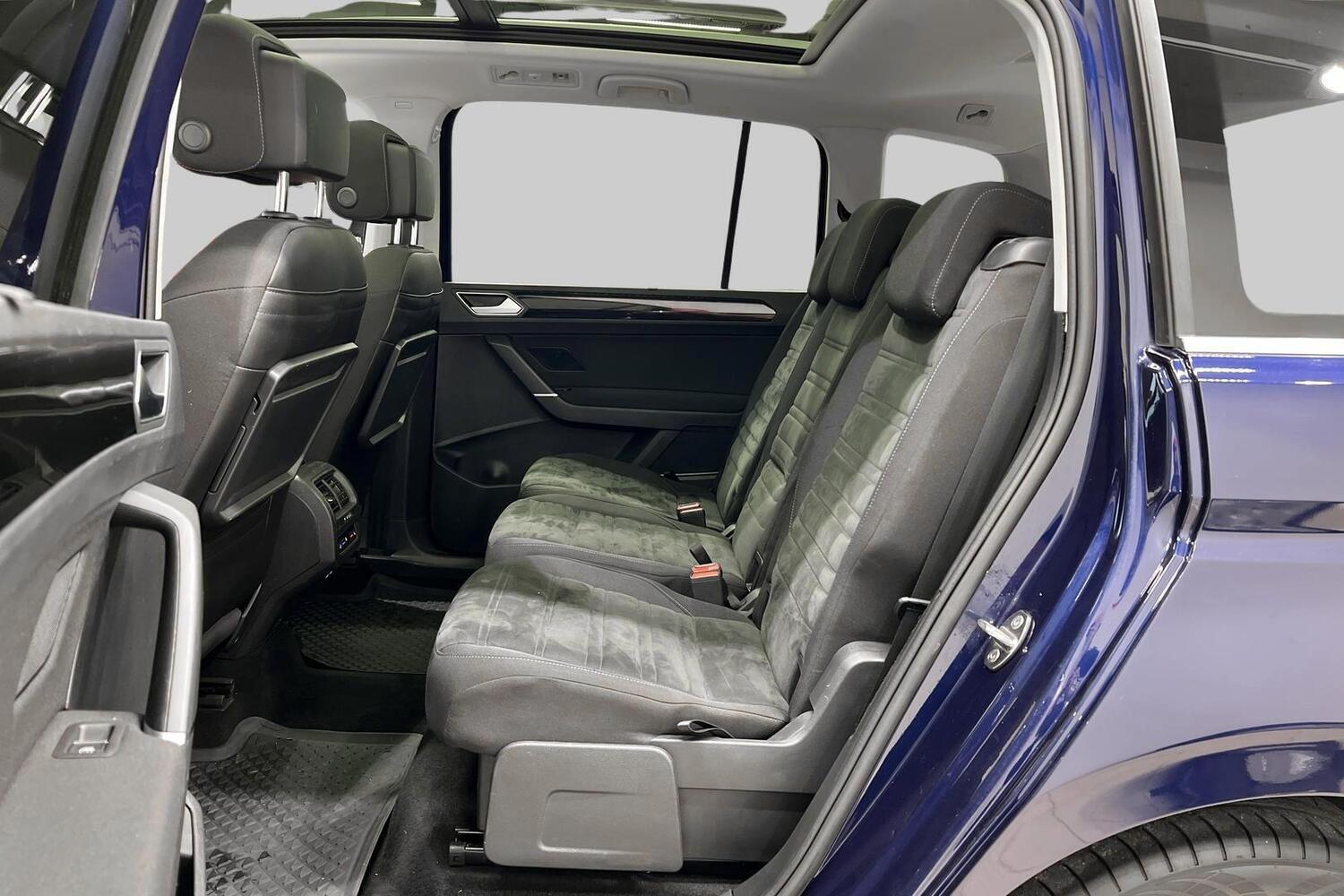 Volkswagen Touran vaihtoauto