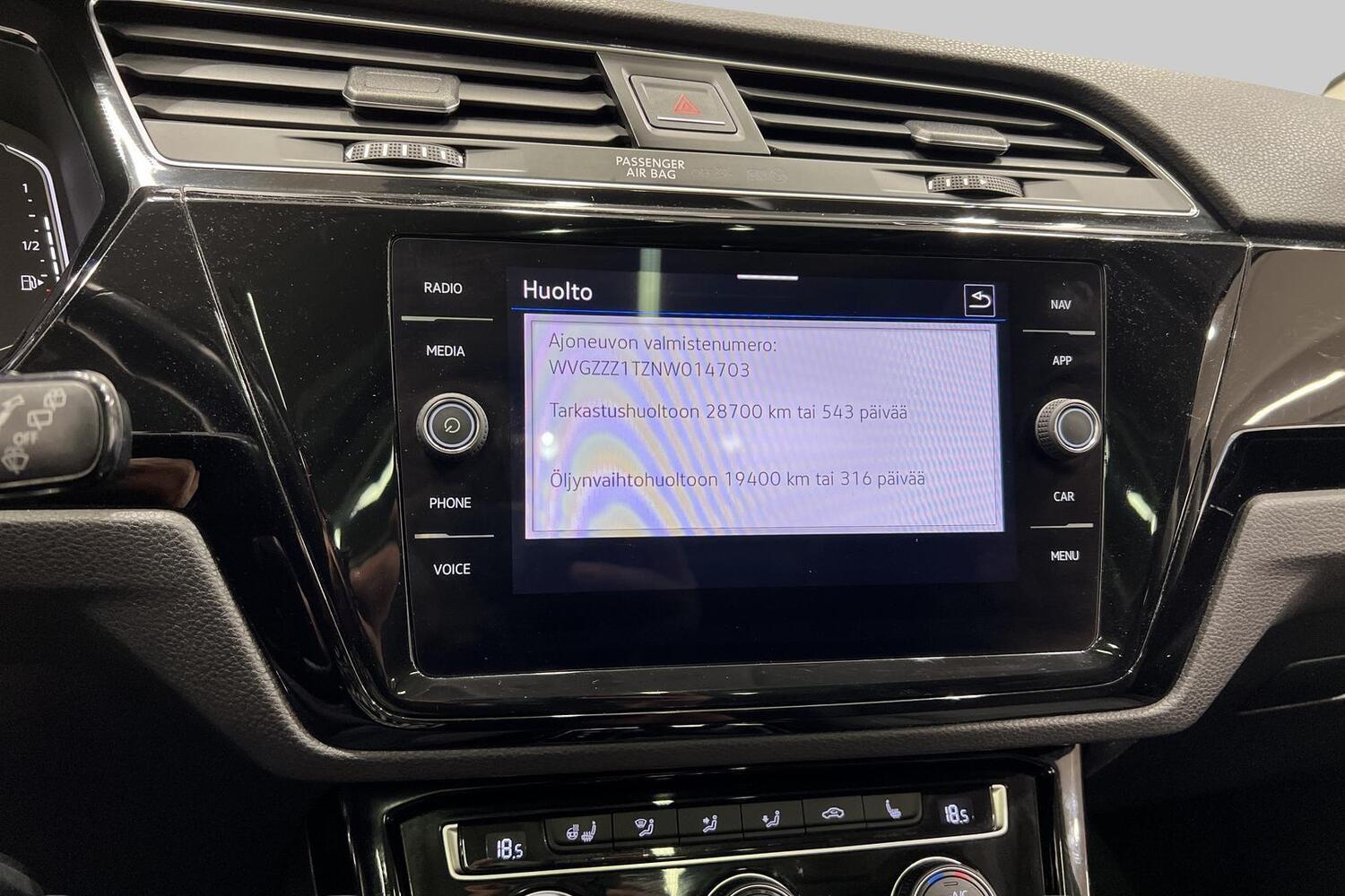 Volkswagen Touran vaihtoauto