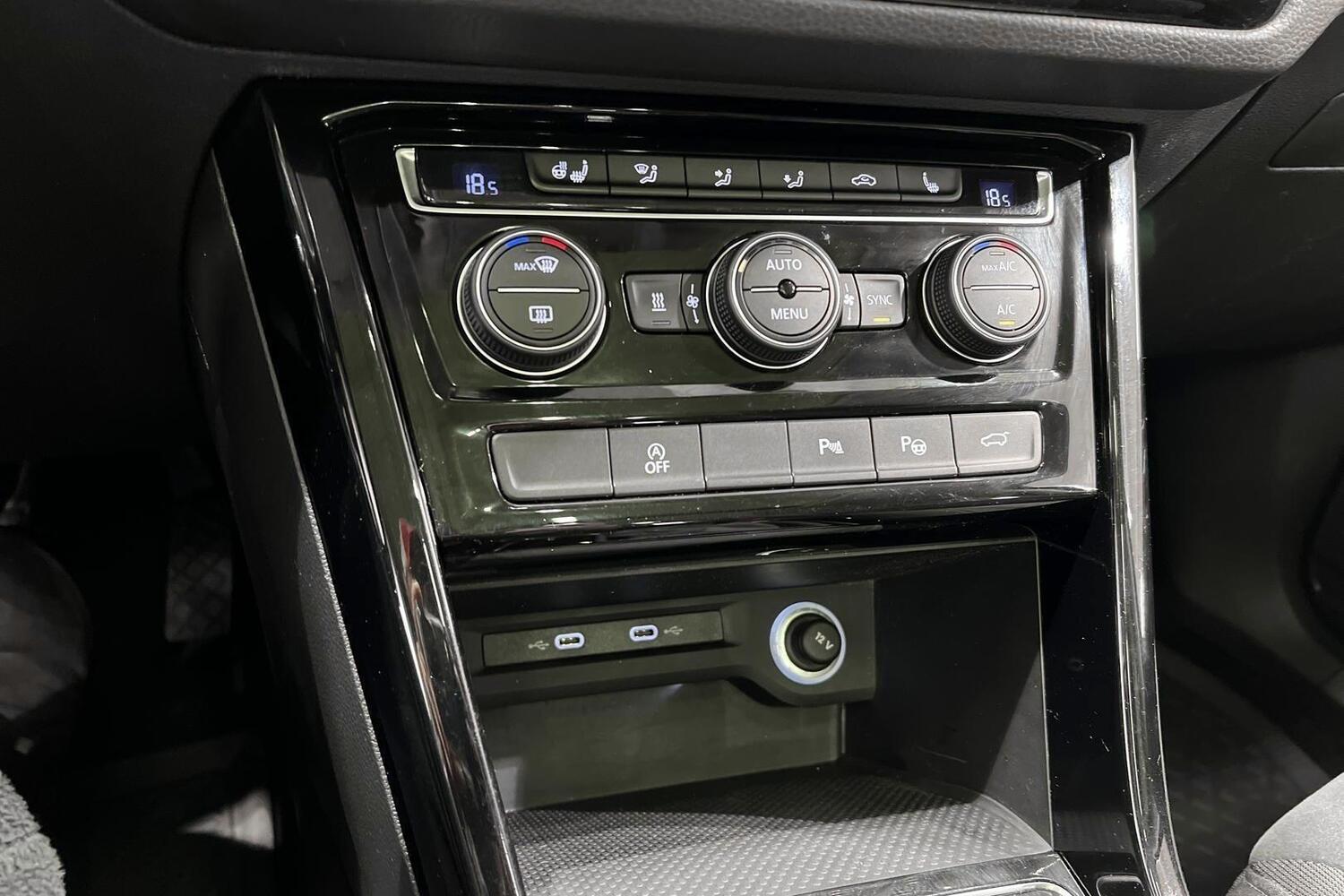 Volkswagen Touran vaihtoauto
