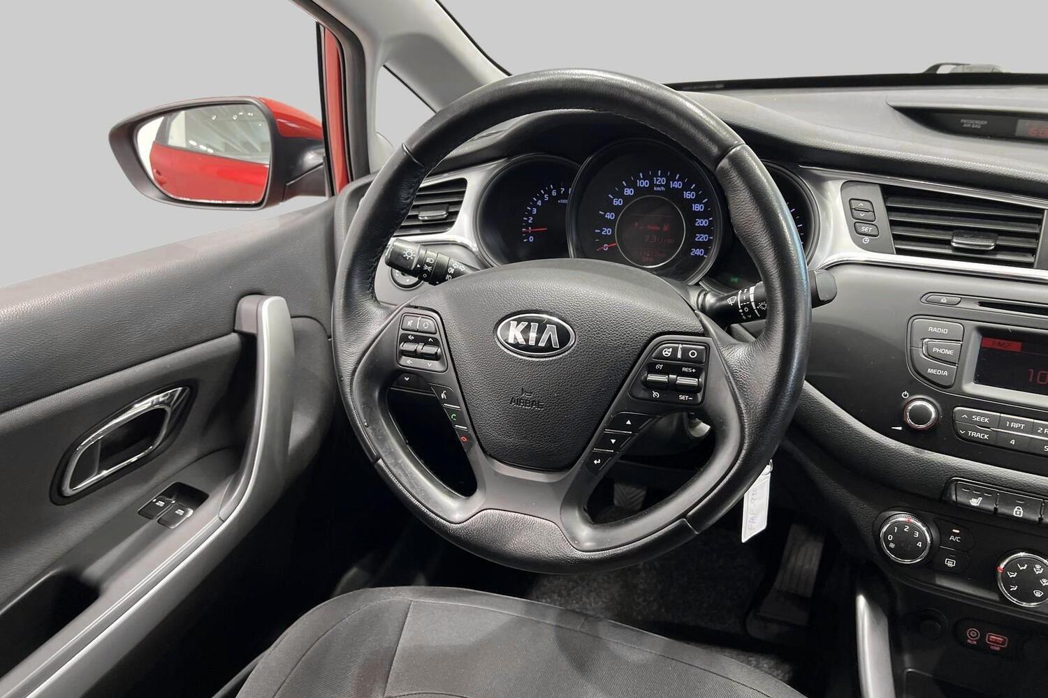 Kia Ceed vaihtoauto
