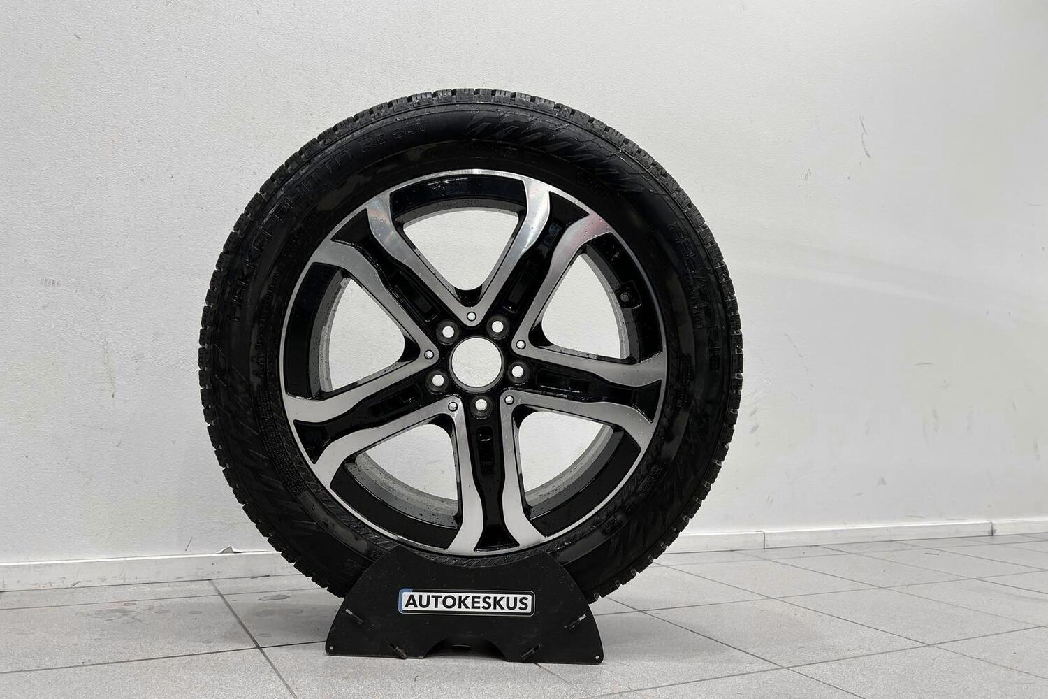 Mercedes-Benz EQB vaihtoauto